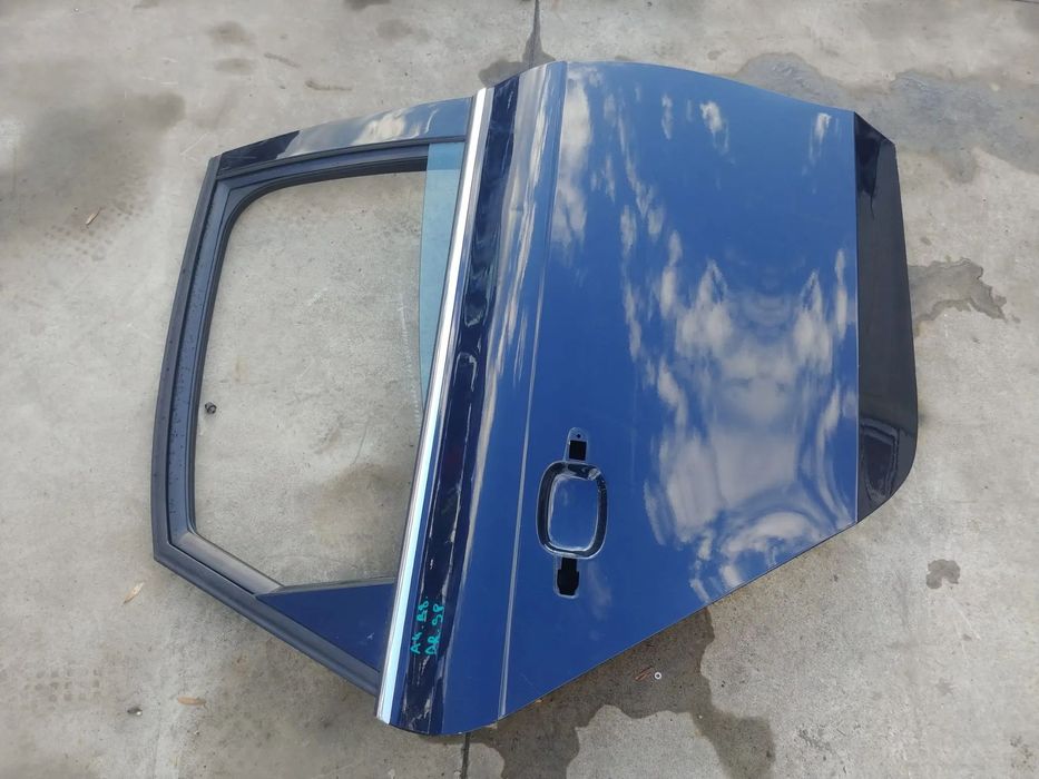 usa portiera dreapta spate audi a4 b8  berlina