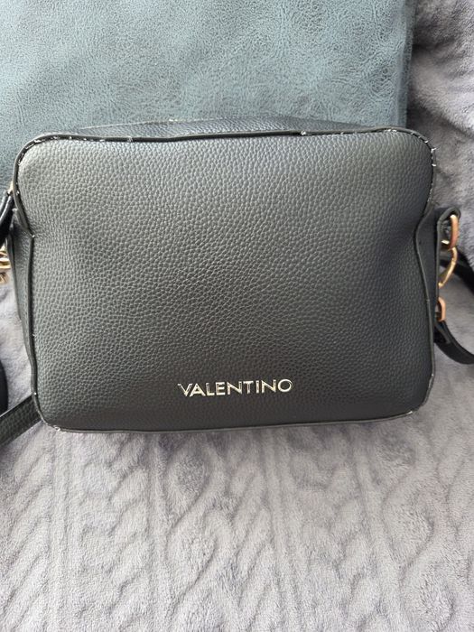Оригинална чанта Valentino