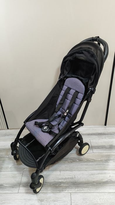 Коляска YoYo в хорошем состоянии. Лёгкая, компактная