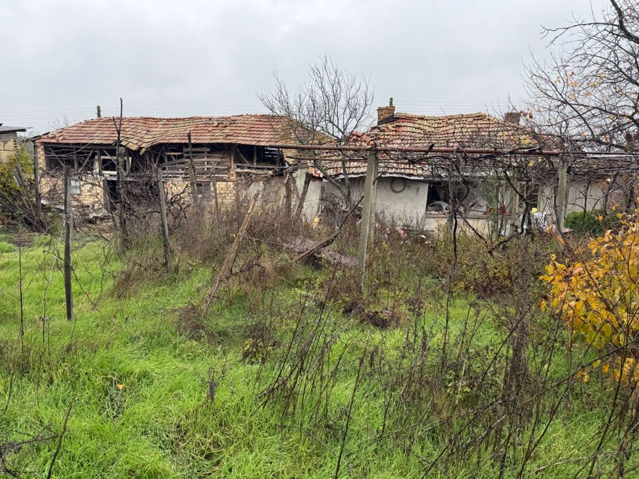 Къщта в с. Дралфа