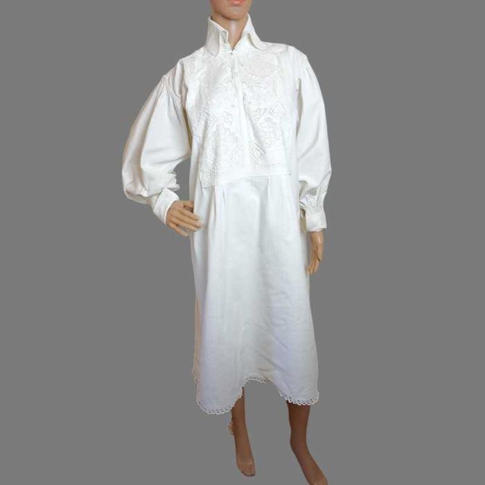 Camasa traditionala veche din Banat lucrata manual masura M