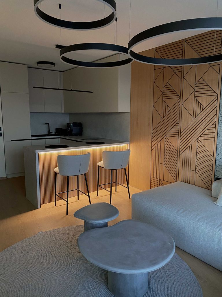 Дава се под наем Двустаен апартамент в Варна, Бриз - 72 кв.м за 1150 € - Снимка #12