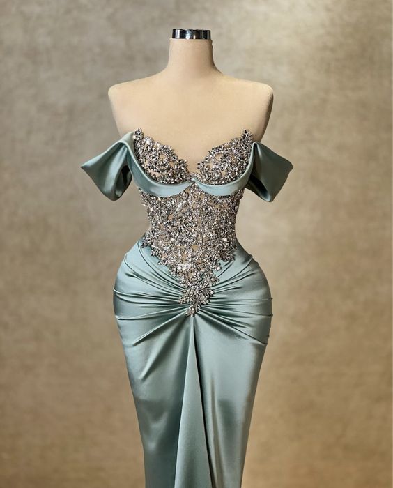 Rochie de ocazie cu cristale