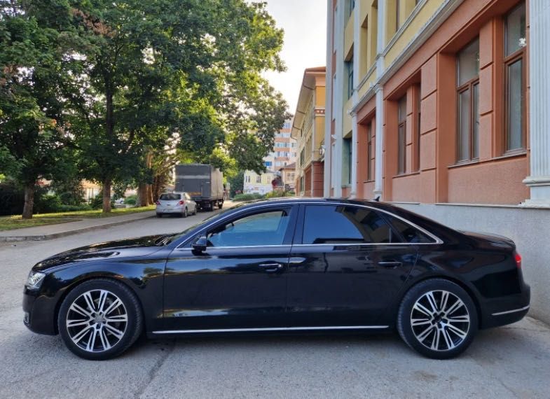 Audi A8 3.0 TDI Long/Matrix (TV)