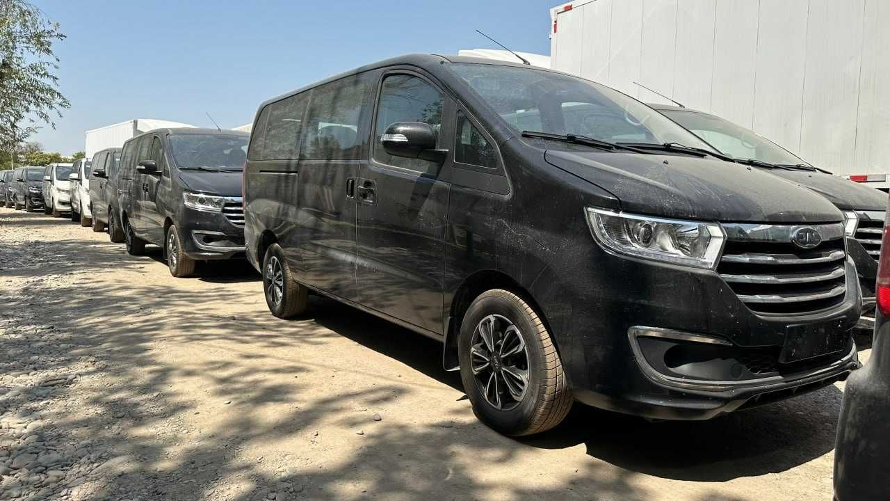 JAC M3+ 9 kishilik miniven