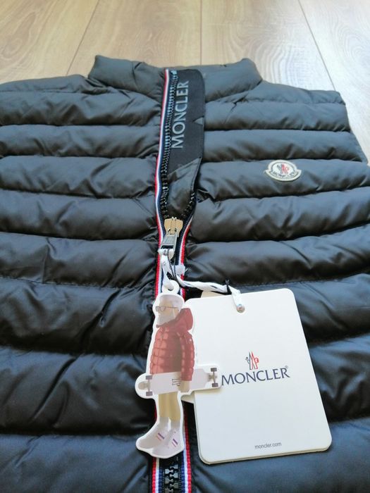 Moncler мъжки елек в черен цвят 2