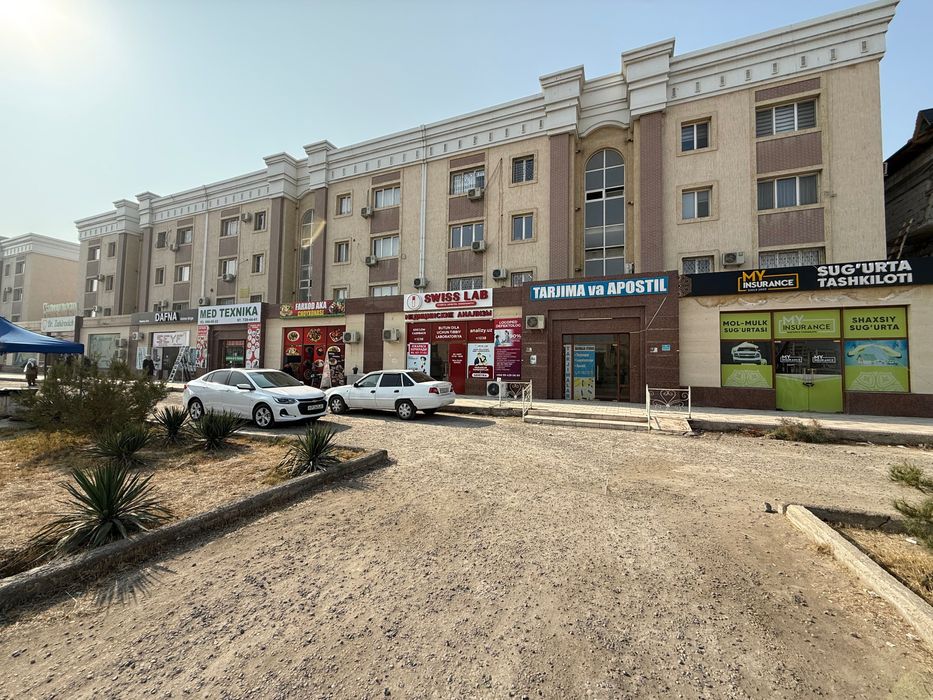 Arenda do’kon Guliston shaxar markazida 151 kv metr