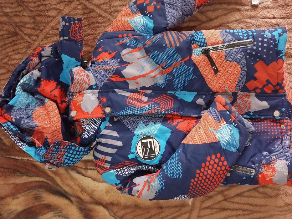 Продам зимний комбинезон р92