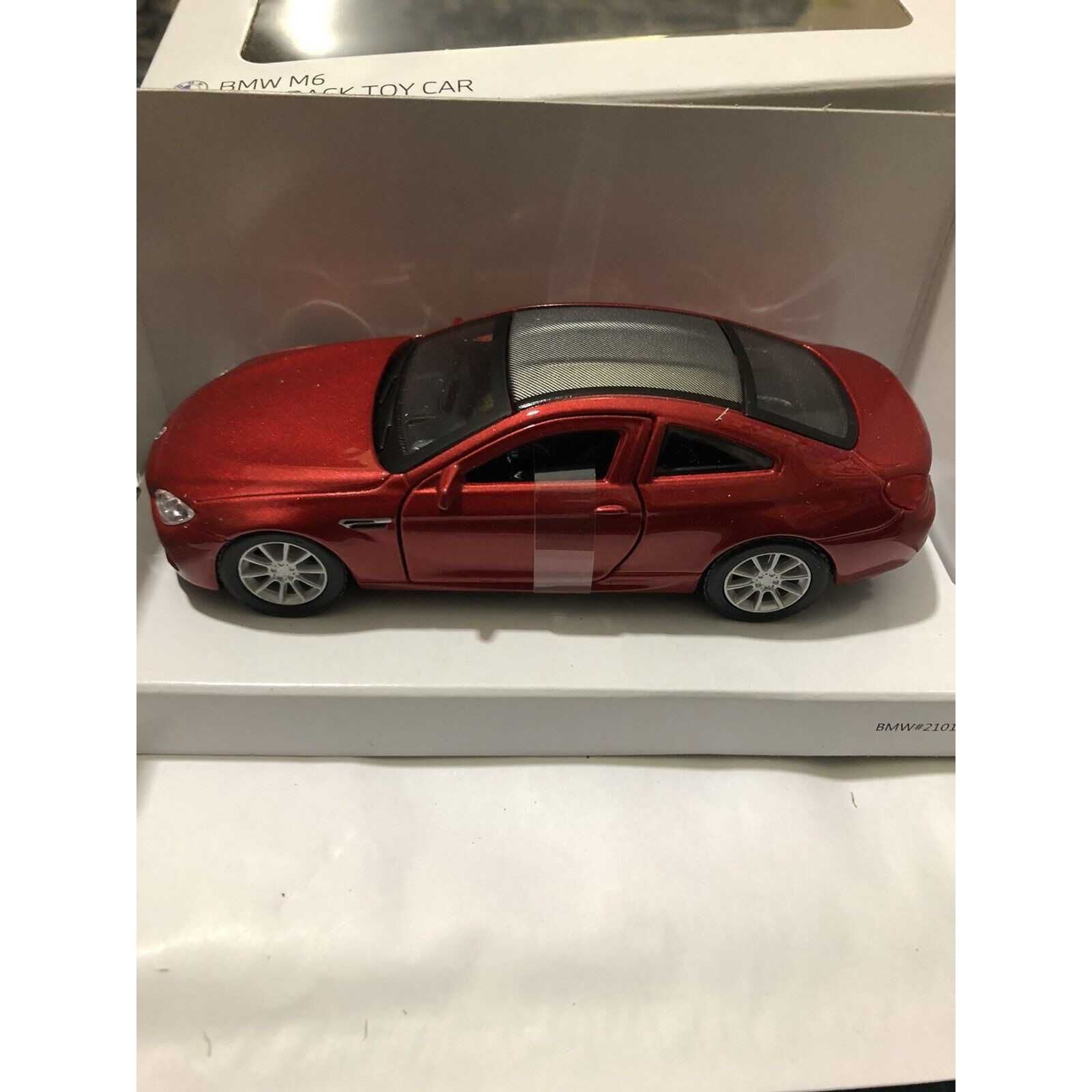 Masinuta Diecast Metal Pullback Car BMW M6 scara 1:41