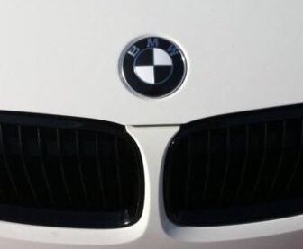 Emblema logo albe/negru black/white BMW X1 X3 X5 X6 E46 E39 E90 E60