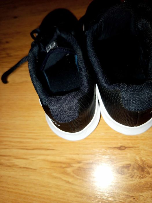 Оригинални маратонки Nike