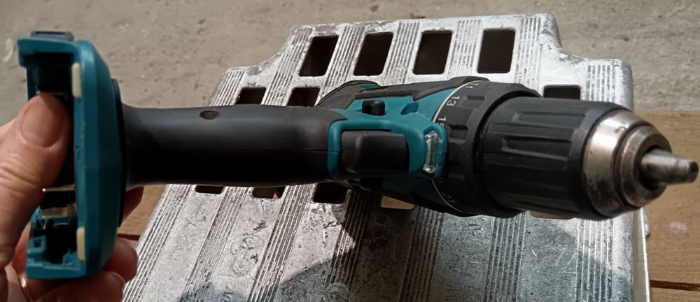 Corp filetantă MAKITA DDF482