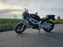 Vand Motocicleta Sukuzi SV650 Naked Bike 2.490