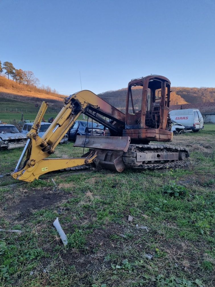 Dezmembram excavator Komatsu PC78