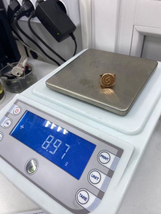 Продам золотое кольцо 583-й пробы