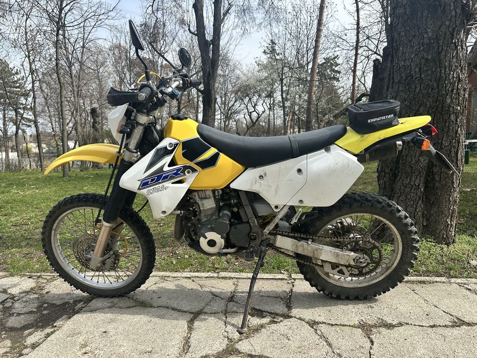 Suzuki DRZ 400 dual-sport