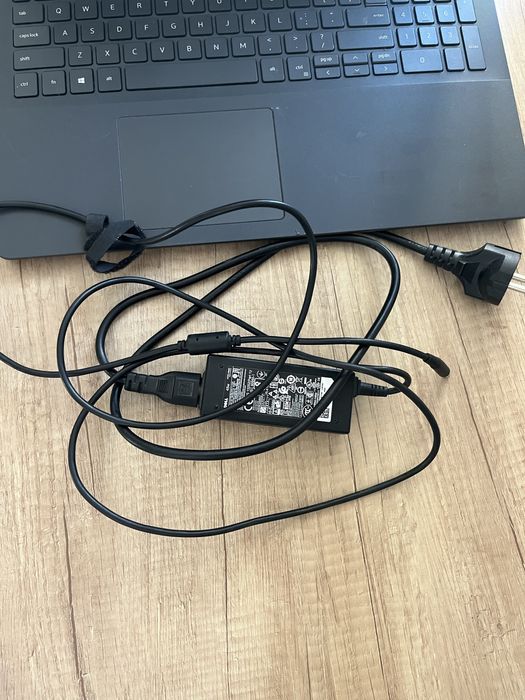 Laptop dell vostro 3501 inter corei i3