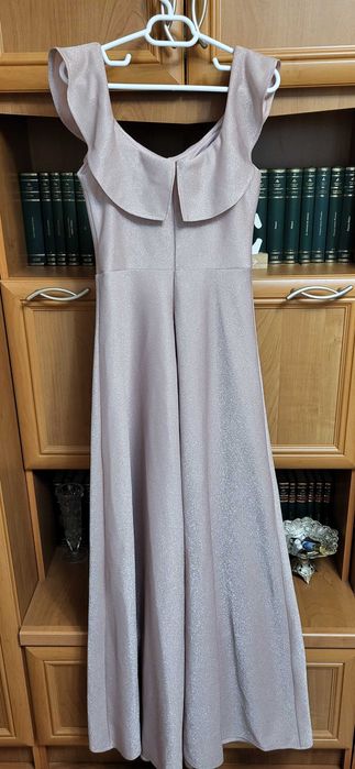 Rochie eleganta roz prafuit