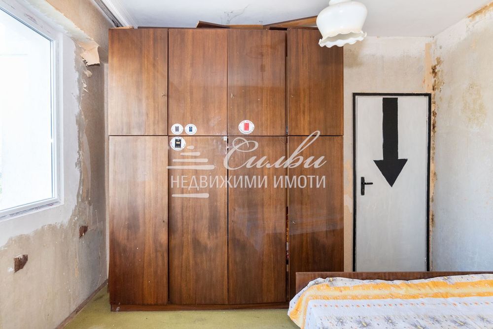 Тристаен апартамент - кв. Тракия!