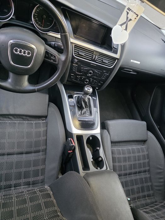 Ауди а5.          .