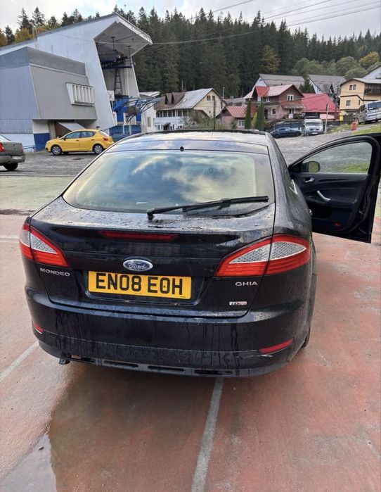 Dezmembrez Ford Mondeo Ghia 2.0 2008