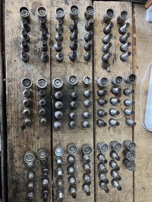 Секретни болтове-14мм-Audi,VW,Skoda,Mercedes,Volvo секрети ауди