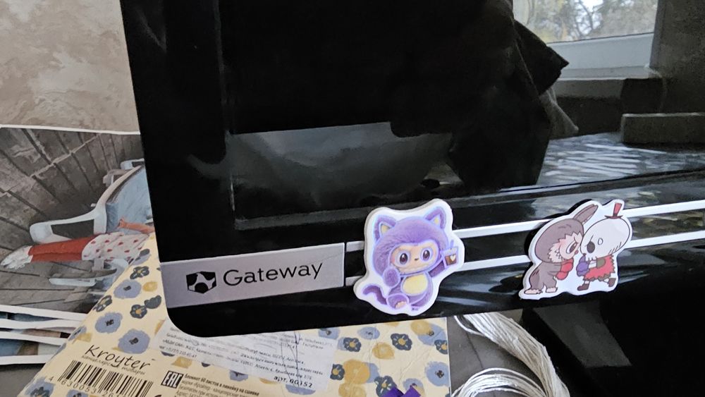 Монитор для компьютера 23"