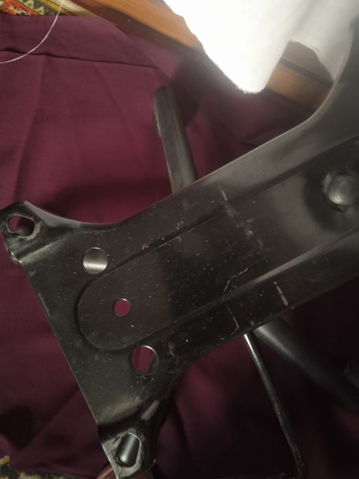 Основание офисного кресла.