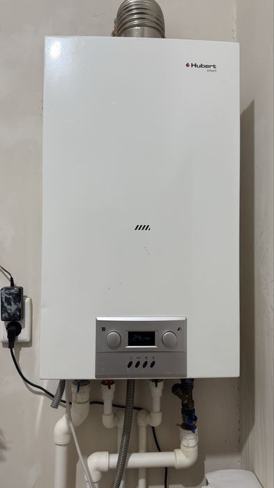 Газовый на стенный котел hubert AGB18