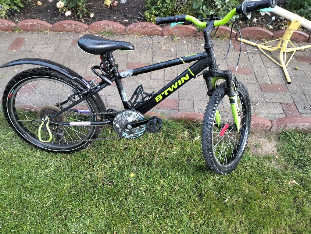 Bicicleta copii roti pe 20"
