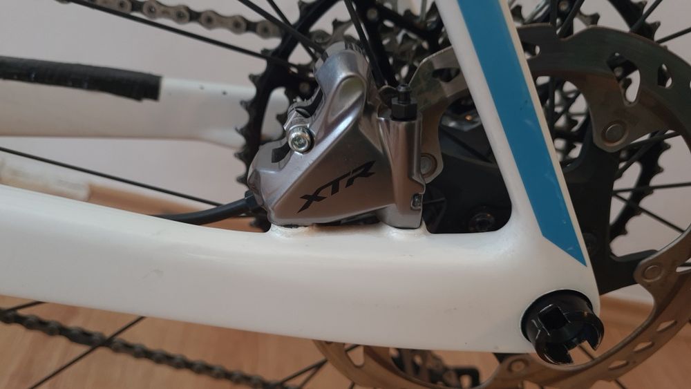 Canyon carbon 8,3 kg