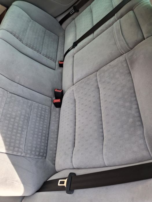 Vând Volkswagen Passat