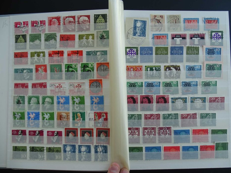 Germania Bund - Clasor cu timbre stampilate 1960-2000 (Lot 338)