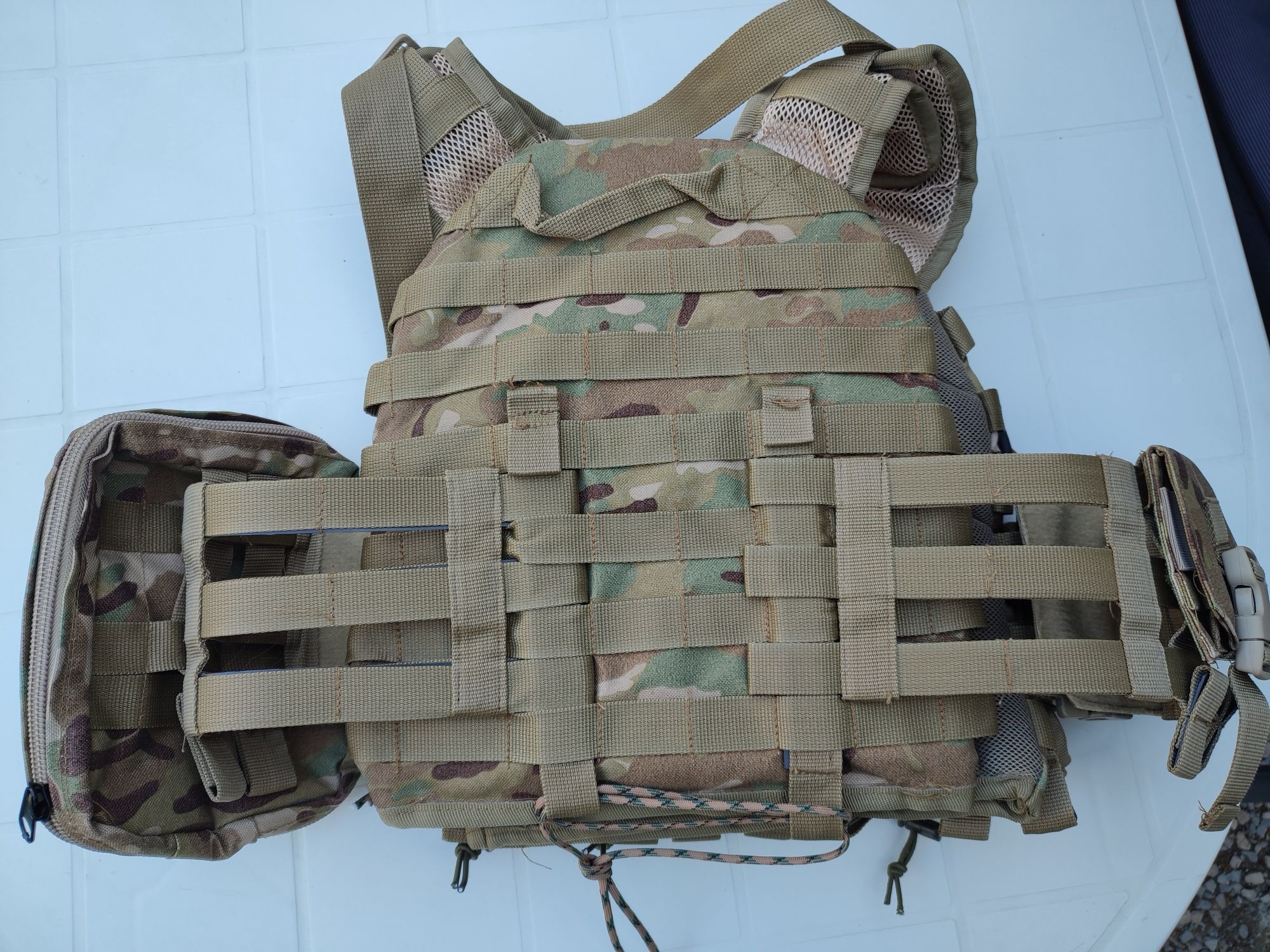 Тактическа жилетка Plate Carrier