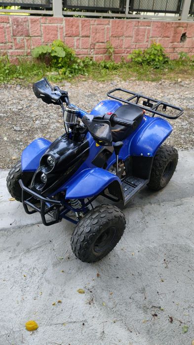 Продам детский квадроцикл от 6 до 15
