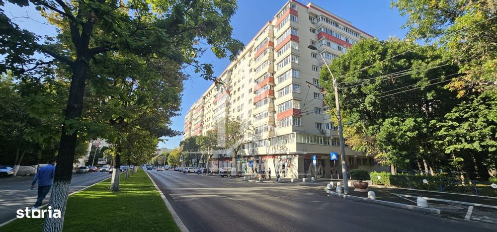 Apartament 4 camere 2 bai bloc reabilitat Alexandru Obregia.