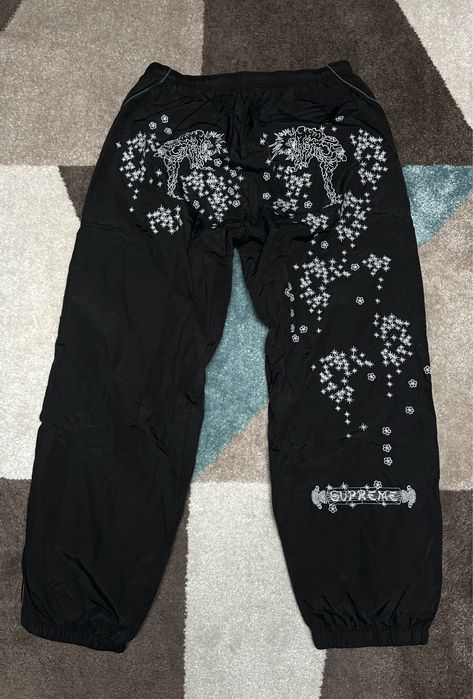 Supreme AOI Glow in the Dark / M