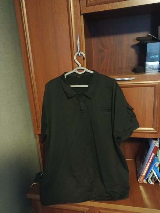 Продается мужская осенняя куртка.