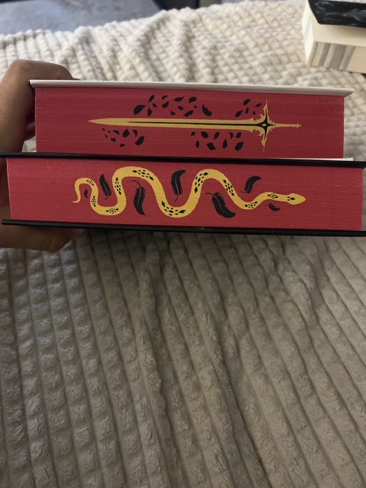 Кариса Броудбент - Змията и крилете на нощта поредицата