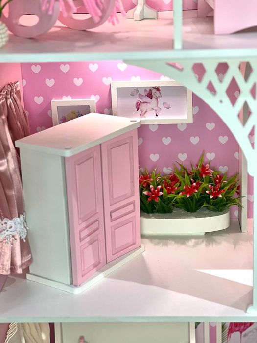 Кукольный домик от производителя