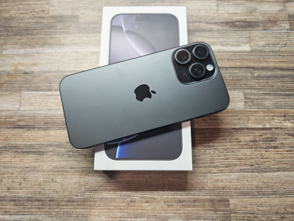 Като нов iPhone 16 Pro Max 256 GB Black Гаранция