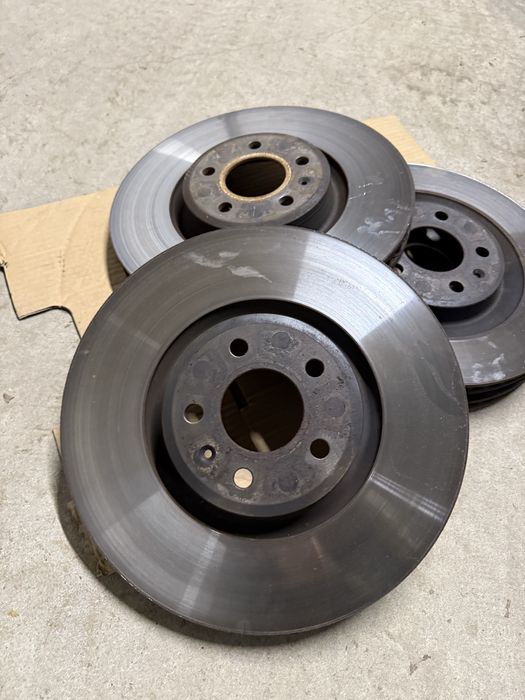 Продавам спирачна система от Audi S4/S5 2017+