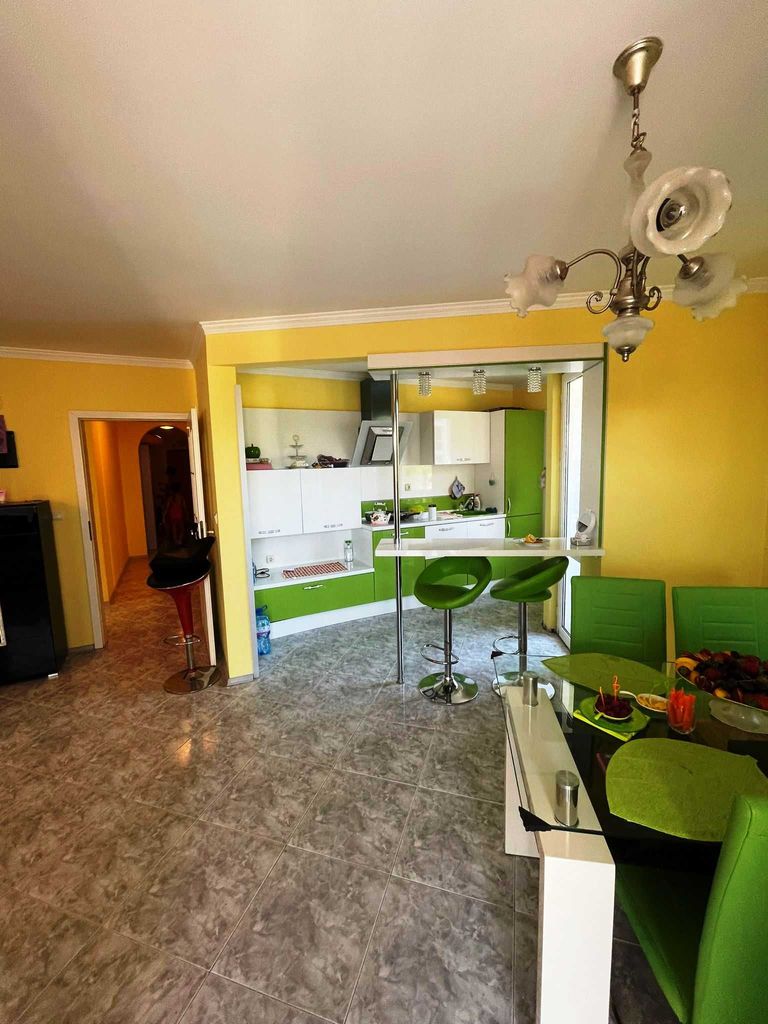 Продава се Тристаен апартамент в Поморие - 128 кв.м за 1204 €/кв.м - Снимка #3