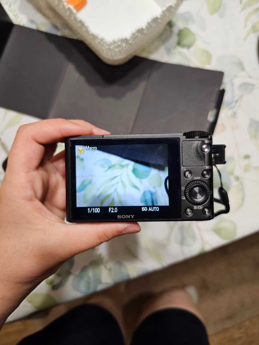 Фотоапарат Sony RX100 Mark 1 Камера С Кожен Калъф и Карта Памет