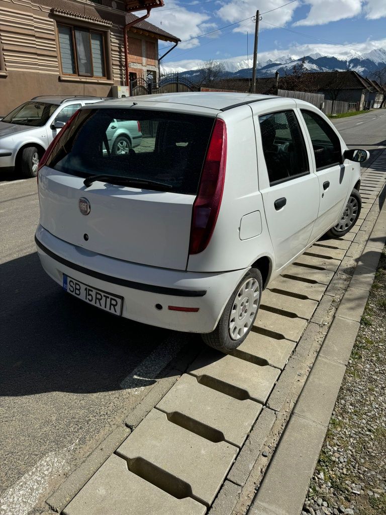 Vand sau schimb Fiat Punto 2010