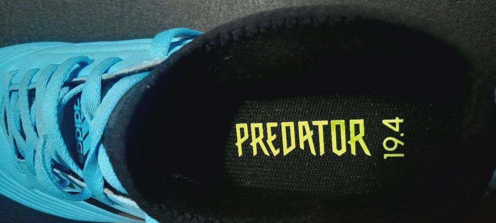 Ghete de fotbal predaror