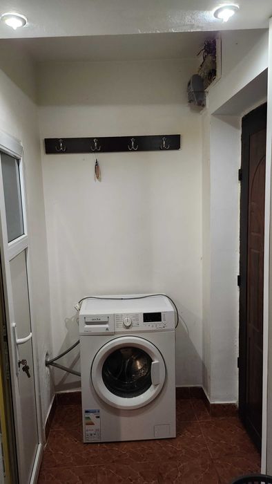 Garsoniera de închiriat