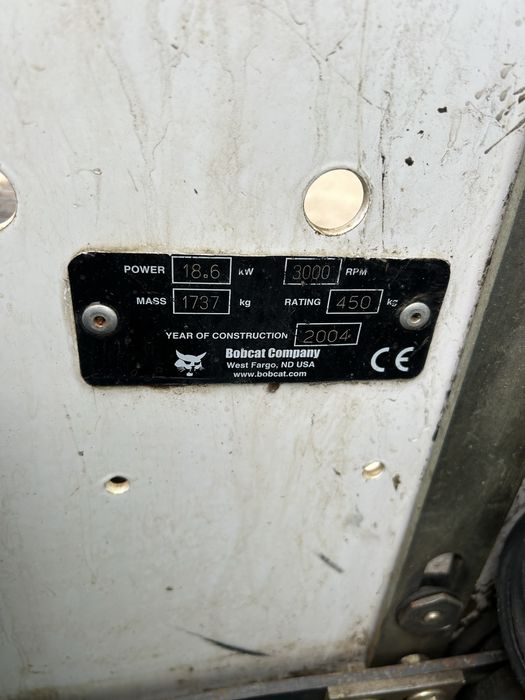 Miniincarcator Bobcat 553