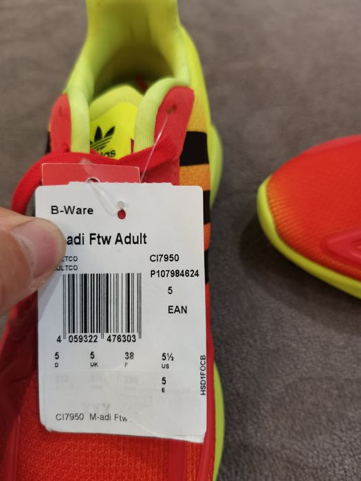 Adidas маратонки