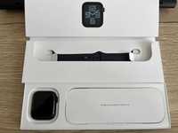 Vand Apple Watch SE (2023), GPS, Carcasa Midnight Aluminium 44mm - S/M